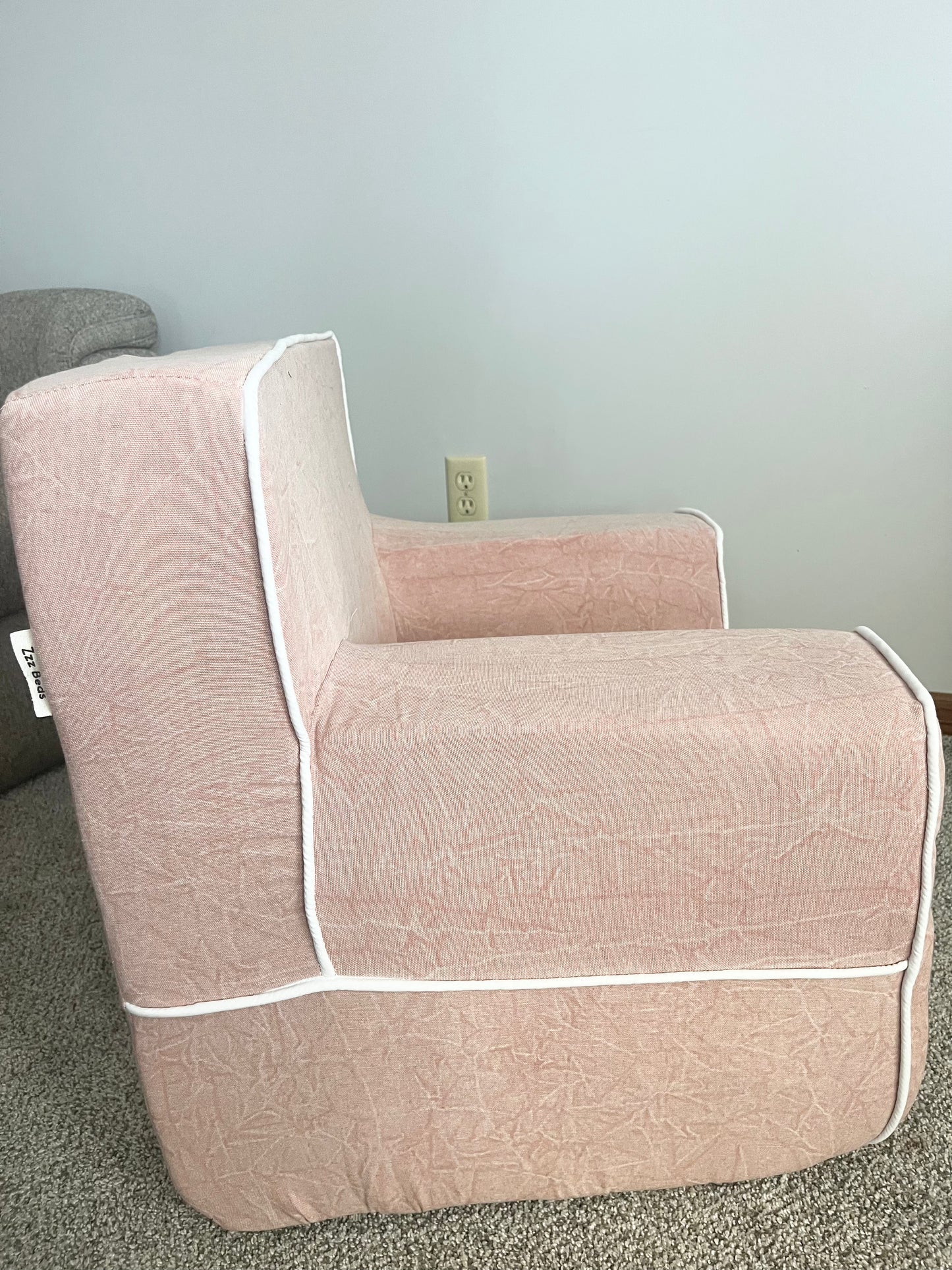 BounceBack Kids Chair
